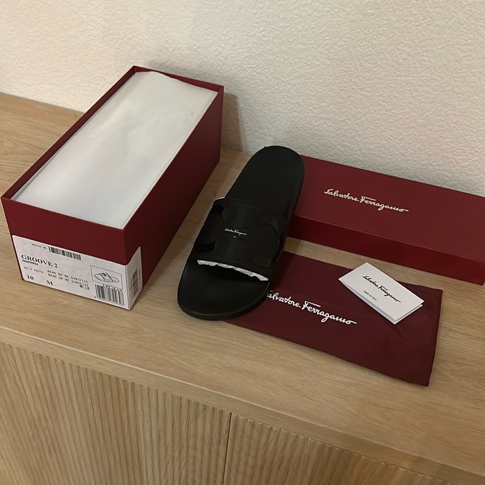 Salvatore Ferragamo Men’s slides